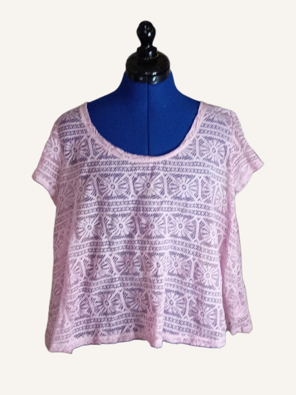 American Eagle Outfitters Light Pink Lace-Pattern Short Sleeve Tee
